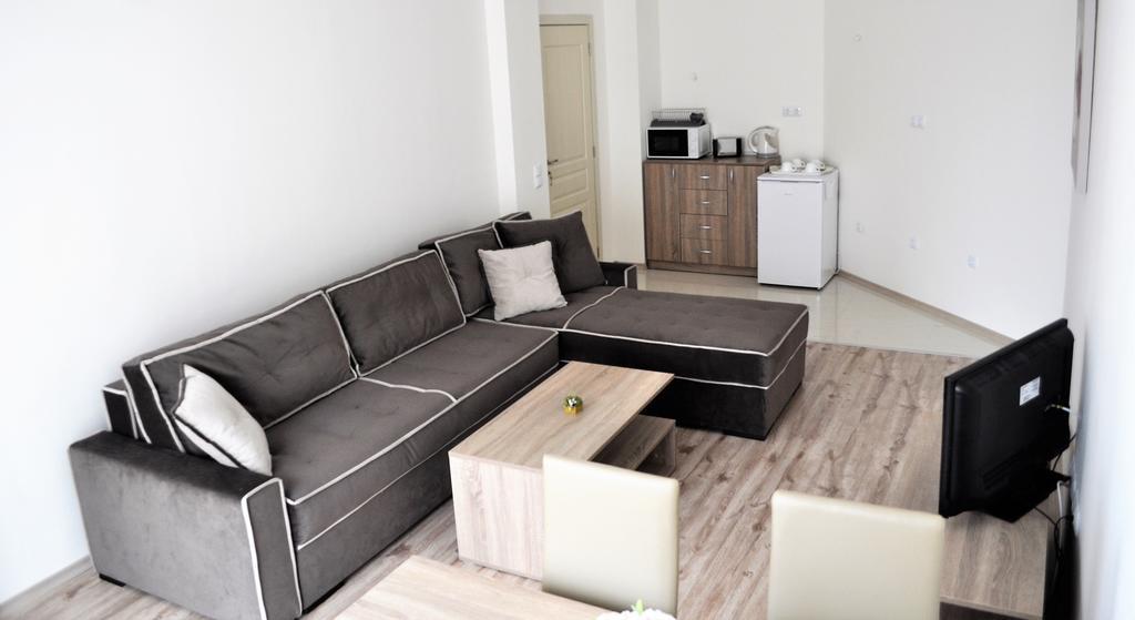 Zevs Apartment *