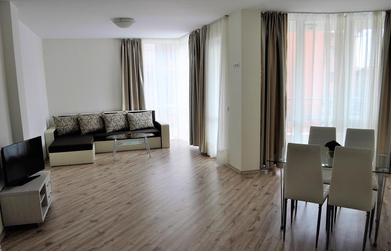 Apartment Zevs *